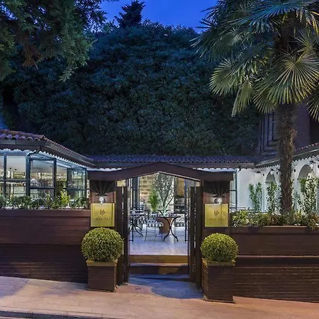 Hotel Ishakpasa Konagi 3*